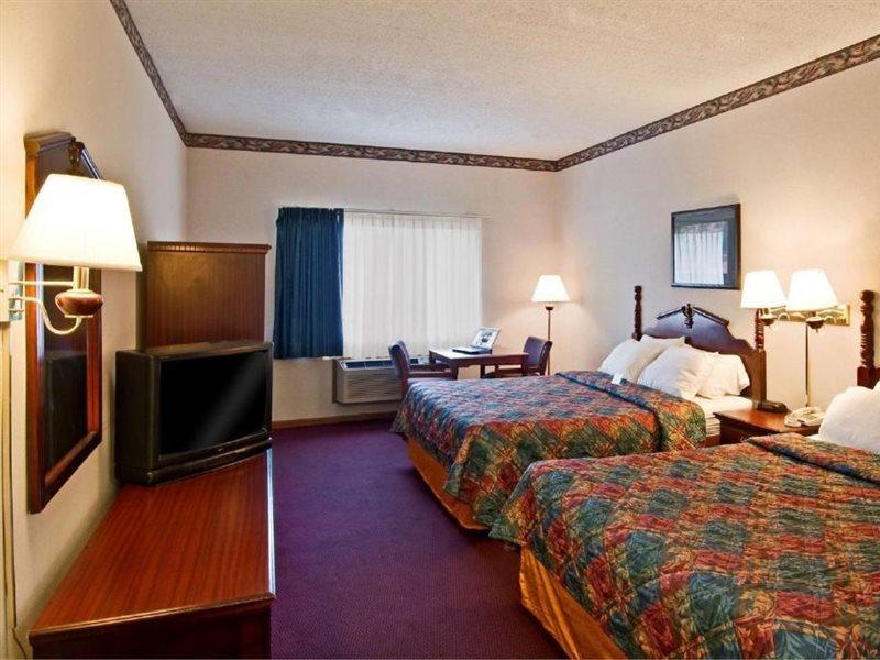 Americas Best Value Inn Waukegan Ngoại thất bức ảnh